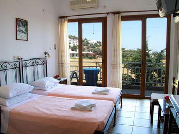 Artemon Hotel Artemonas Exterior photo